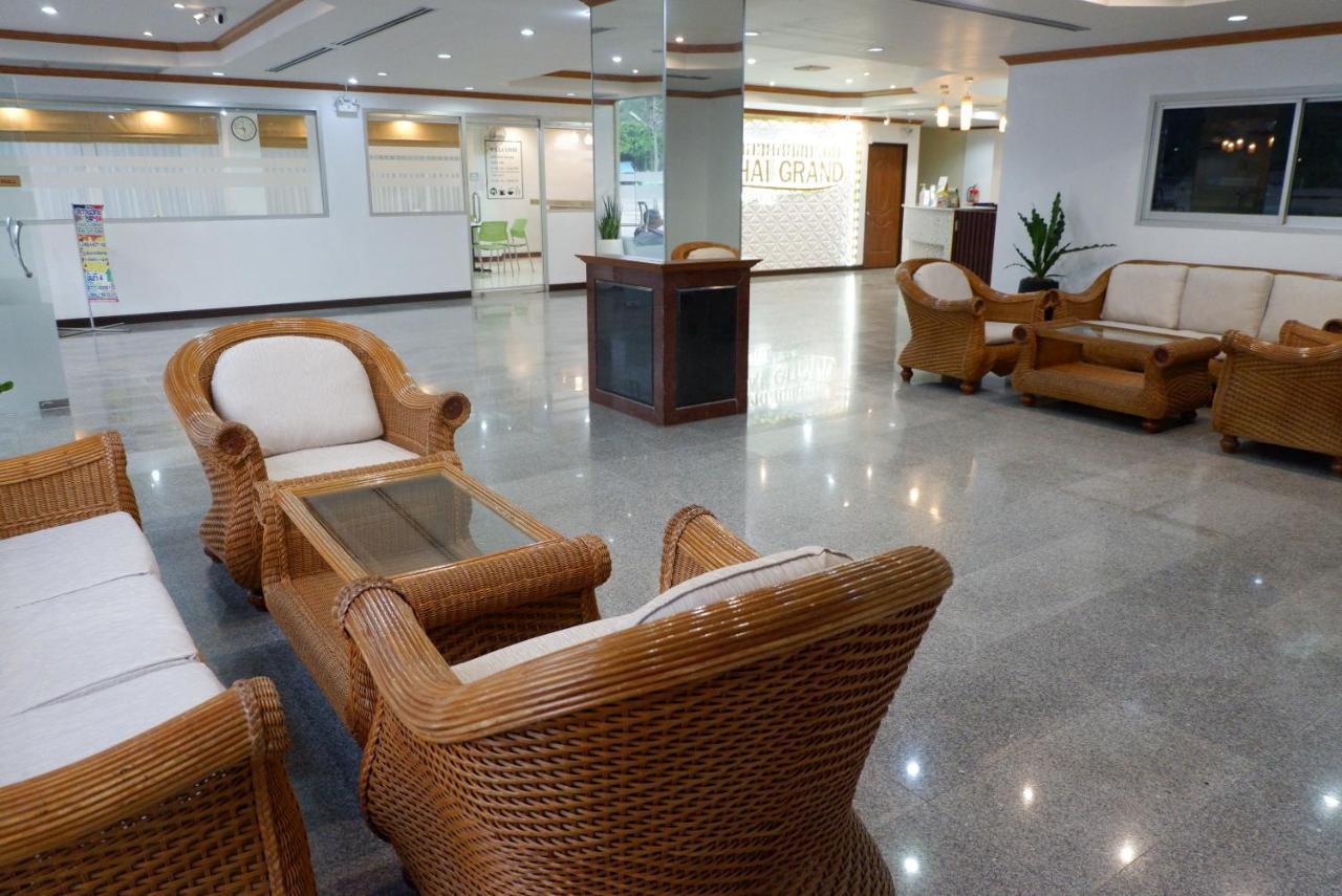 Auychai Grand Hotel Lang Suan Zewnętrze zdjęcie