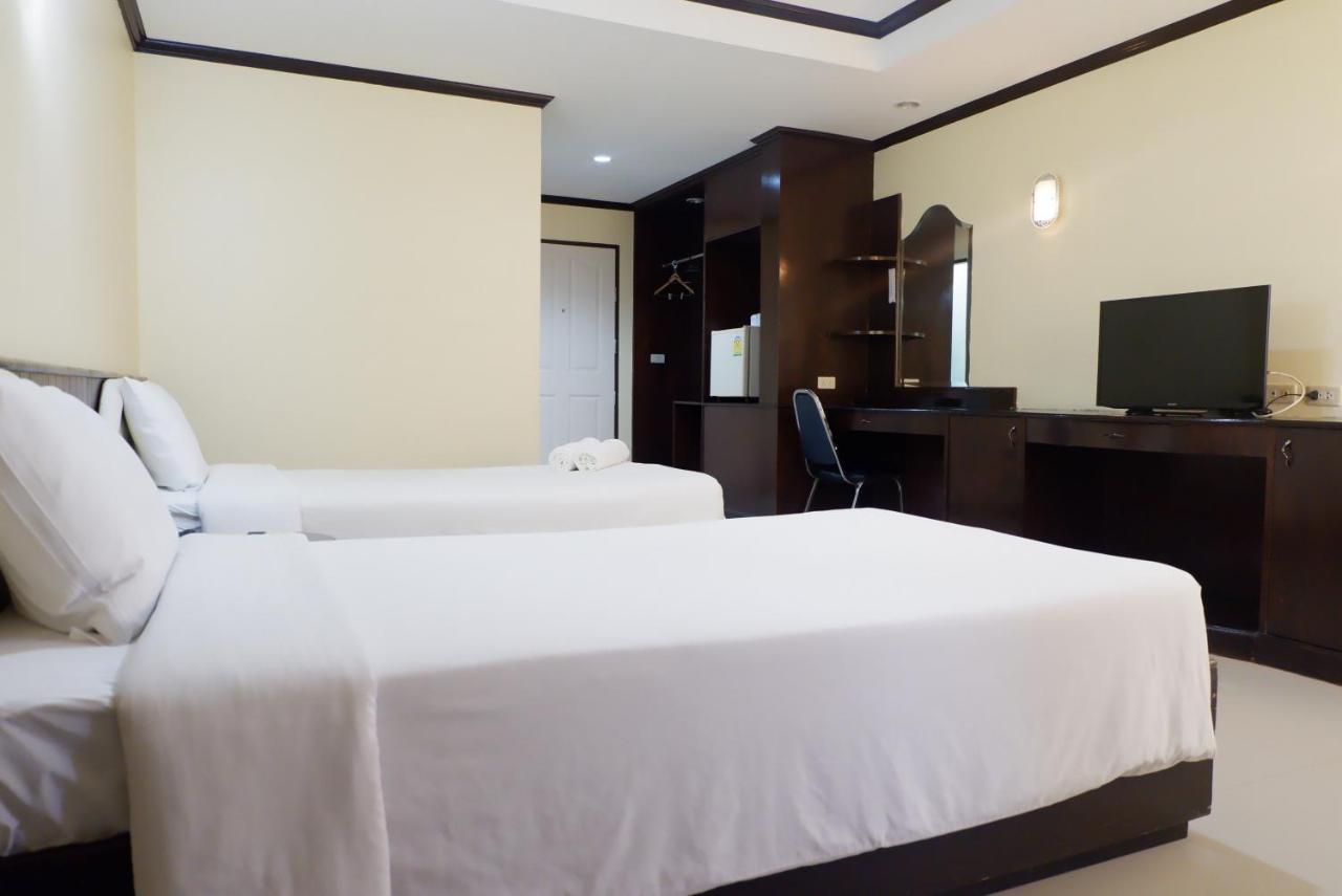 Auychai Grand Hotel Lang Suan Zewnętrze zdjęcie