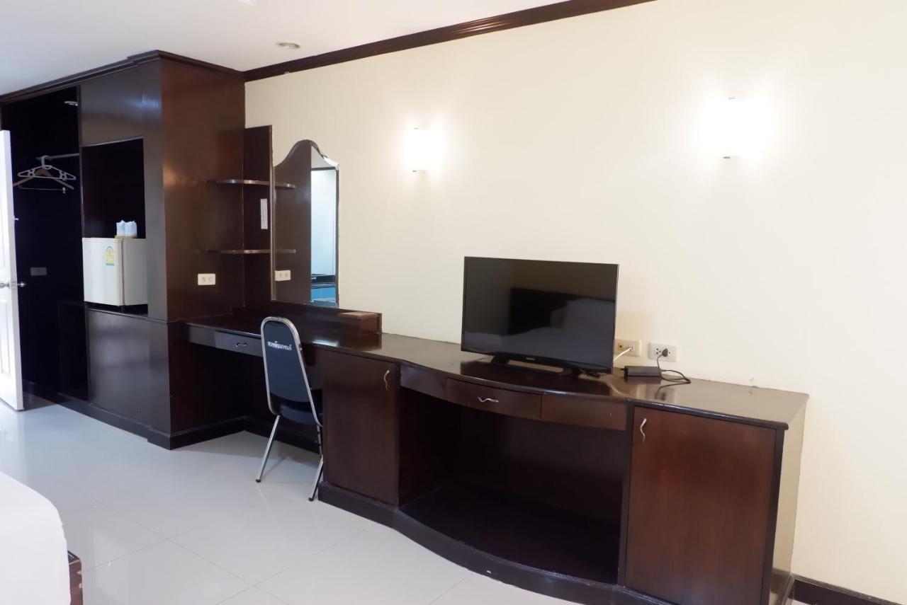 Auychai Grand Hotel Lang Suan Zewnętrze zdjęcie